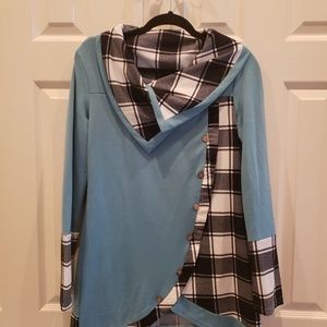 NWT Sweater tunic - L
